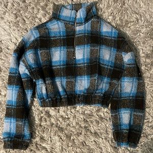 Cropped sherpa hoodie